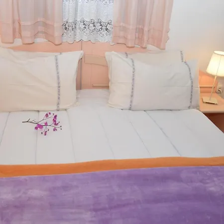 Apartment Athena *