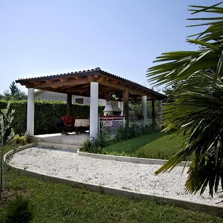 Athena Apartment *